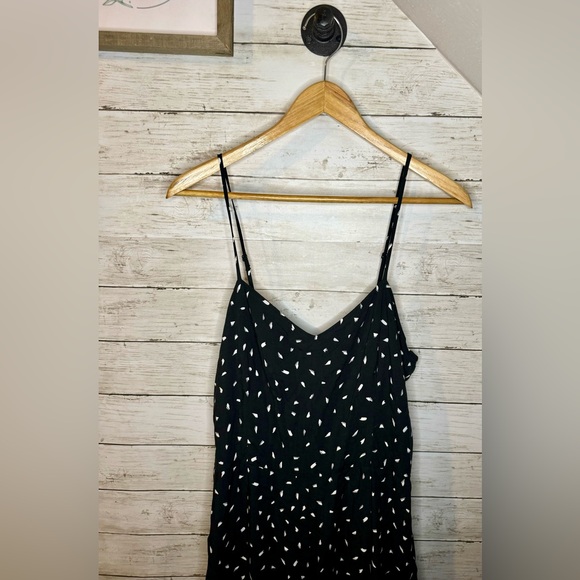 Lulus in demand romper jumpsuit pantsuit black size XL. Can be dressed up & down - Picture 2 of 8